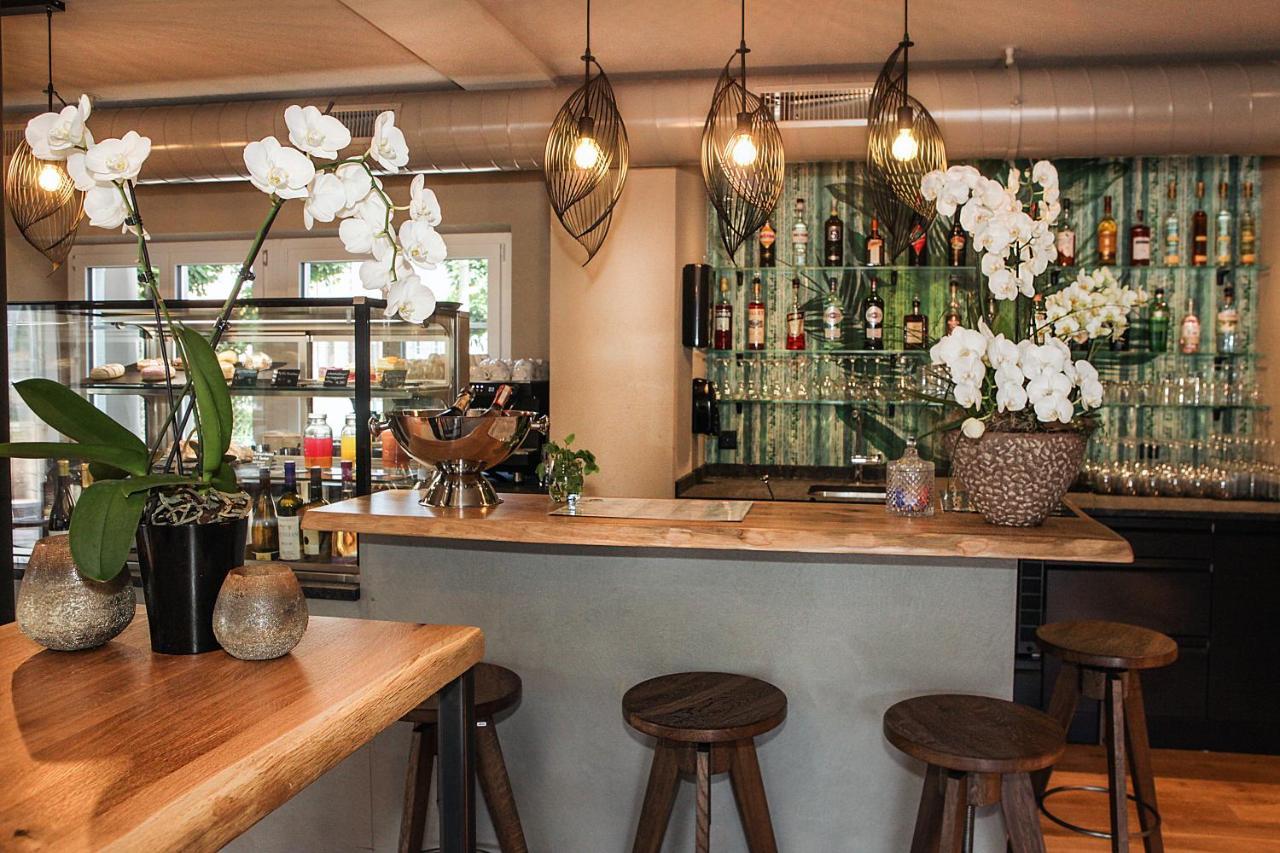 Dihei - Hotel, Lounge, Bar Dübendorf Екстериор снимка
